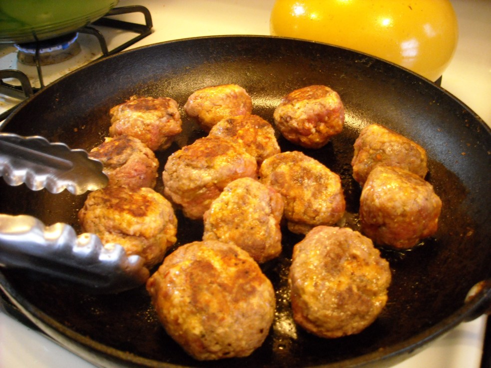 10 meatballs cooking